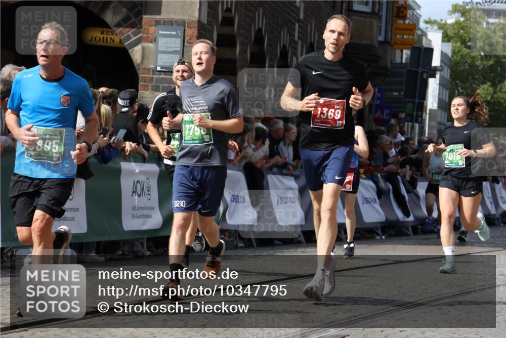 13.09.2026 - 21. swb-Marathon Bremen Strokosch-Dieckow http://msf.ph/oto/10347795 13.09.2026 13:32:40 Ziel 287, 1369, 2292, 2293, 2910, 3402, 3429, 3441, 3650, 3922, 4057, 4263, 4380, 4471, 4566, 4655, 4835, 5281, 5628, 6258, 6475, 6518, 6593, 6781, 6857, 6875, 6900, 7150, 7173, 7182, 7553, 7572, 7818, 8632, 9040, 9151, 9198, 9283, 9394, 9719, 9779, 13029, 13182, 13208, 13244, 891, 2638, 3895, 3902, 4233, 5009, 5581, 5657, 6018, 6718, 6786, 7016, 7466, 7758, 8367, 8506, 10048, 13164, 13232, 13234, 13247 meine-sportfotos.de