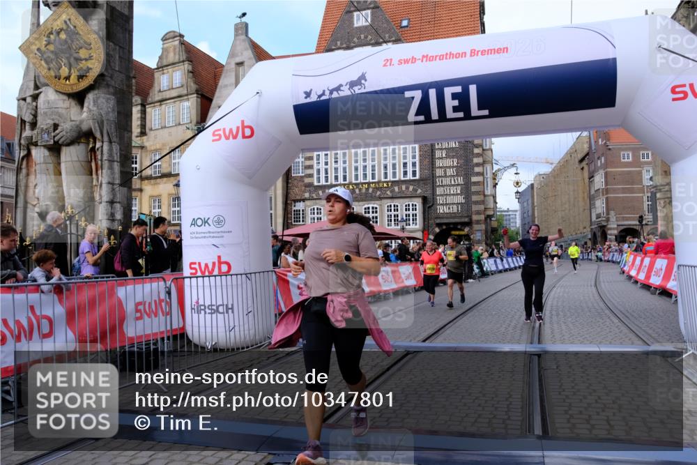 13.09.2026 - 21. swb-Marathon Bremen Tim E. http://msf.ph/oto/10347801 13.09.2026 11:19:08 Ziel 10005, 10202, 10264, 10344, 10524, 10568, 11443, 11629, 11794, 12090, 12422 meine-sportfotos.de