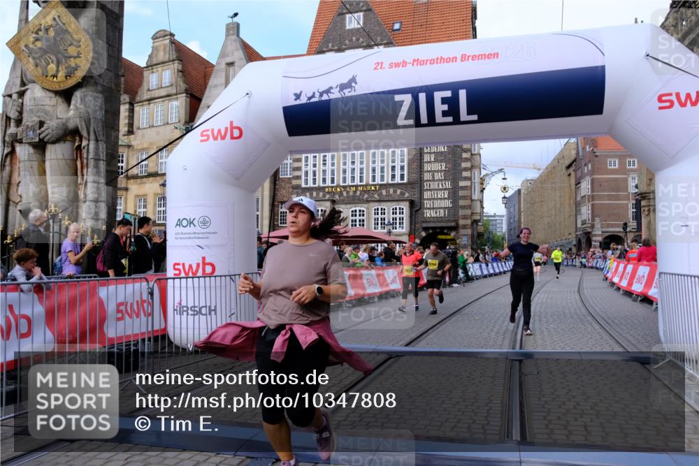 13.09.2026 - 21. swb-Marathon Bremen Tim E. http://msf.ph/oto/10347808 13.09.2026 11:19:09 Ziel 10005, 10202, 10264, 10344, 10524, 10568, 11443, 11629, 11794, 12090, 12422 meine-sportfotos.de