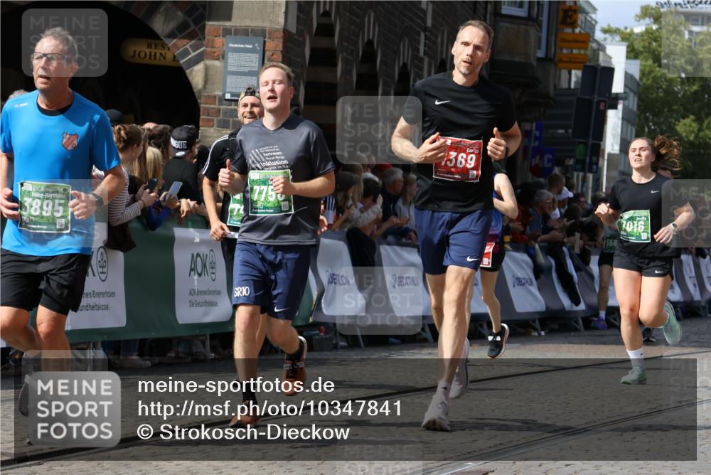 13.09.2026 - 21. swb-Marathon Bremen Strokosch-Dieckow http://msf.ph/oto/10347841 13.09.2026 13:32:40 Ziel 287, 1369, 2292, 2293, 2910, 3402, 3429, 3441, 3650, 3922, 4057, 4263, 4380, 4471, 4566, 4655, 4835, 5281, 5628, 6258, 6475, 6518, 6593, 6781, 6857, 6875, 6900, 7150, 7173, 7182, 7553, 7572, 7818, 8632, 9040, 9151, 9198, 9283, 9394, 9719, 9779, 13029, 13182, 13208, 13244, 891, 2638, 3895, 3902, 4233, 5009, 5581, 5657, 6018, 6718, 6786, 7016, 7466, 7758, 8367, 8506, 10048, 13164, 13232, 13234, 13247 meine-sportfotos.de