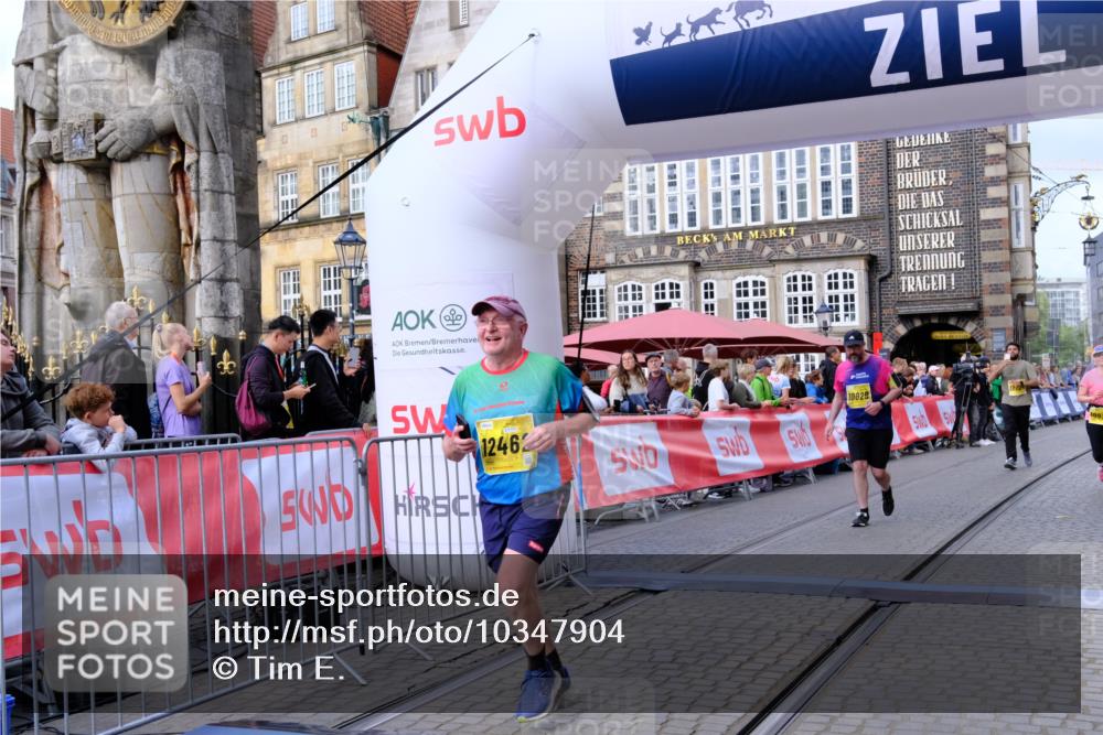 13.09.2026 - 21. swb-Marathon Bremen Tim E. http://msf.ph/oto/10347904 13.09.2026 11:19:33 Ziel 10629, 10933, 11050, 11760, 12224, 12462 meine-sportfotos.de