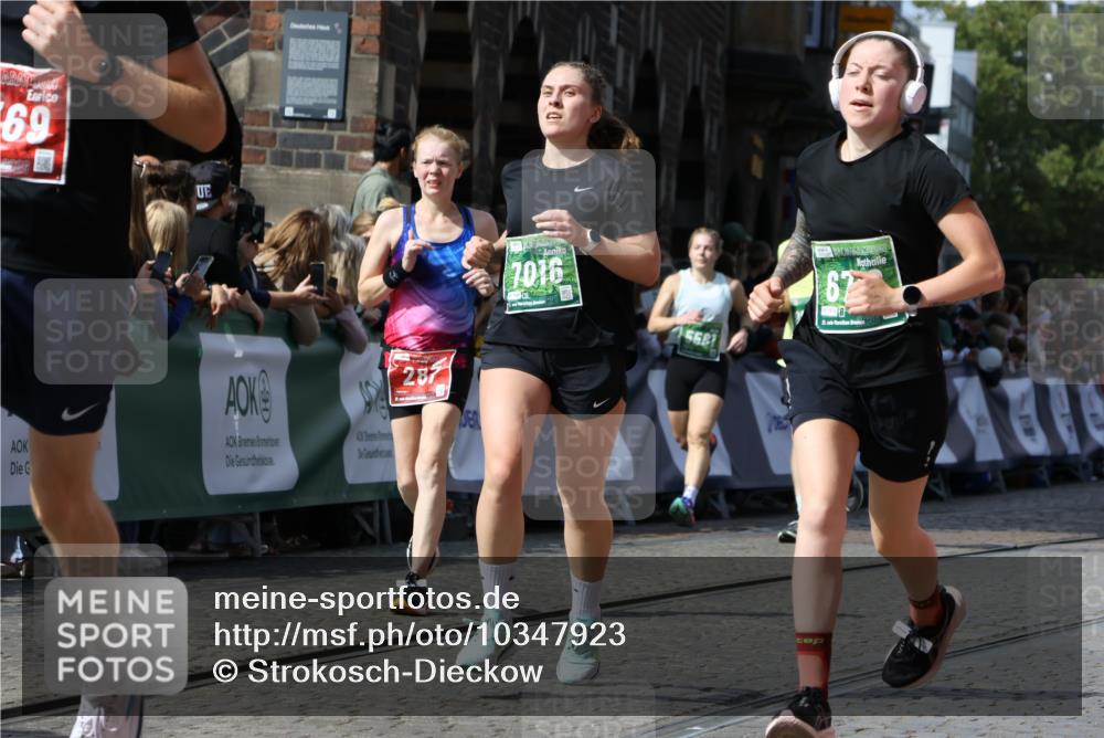 13.09.2026 - 21. swb-Marathon Bremen Strokosch-Dieckow http://msf.ph/oto/10347923 13.09.2026 13:32:42 Ziel 287, 1369, 1687, 2292, 2293, 2910, 2992, 3402, 3429, 3441, 3650, 3922, 4057, 4263, 4380, 4471, 4655, 4835, 5281, 5628, 6258, 6475, 6518, 6593, 6781, 6857, 6875, 6900, 7150, 7173, 7553, 7572, 8632, 9040, 9151, 9198, 9283, 9719, 9779, 13029, 13182, 13208, 13244, 891, 1532, 2638, 3773, 3902, 4194, 4233, 5009, 5090, 5581, 5657, 6018, 6786, 7756, 8367, 8506, 9406, 9745, 10048, 13164, 13232, 13234, 13247 meine-sportfotos.de