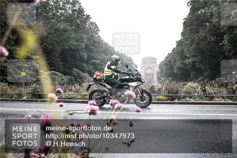 13.09.2026 - Stadtparktriathlon H.Heesch http://msf.ph/oto/10347973 13.09.2026 10:15:23 Radfahren 219 meine-sportfotos.de