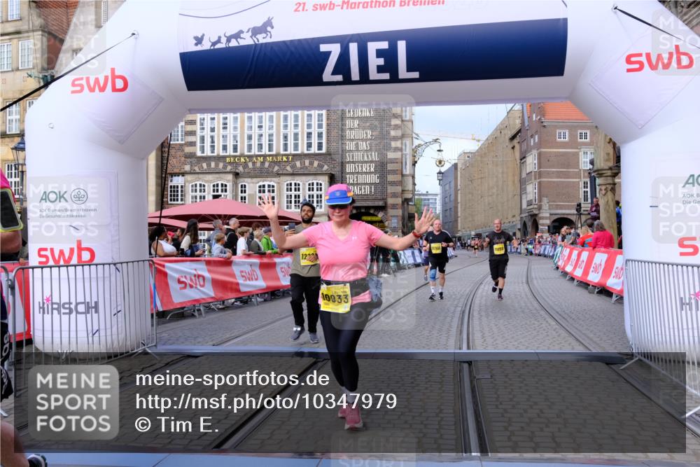 13.09.2026 - 21. swb-Marathon Bremen Tim E. http://msf.ph/oto/10347979 13.09.2026 11:19:37 Ziel 10004, 10629, 10933, 11050, 11760, 12224, 12462 meine-sportfotos.de