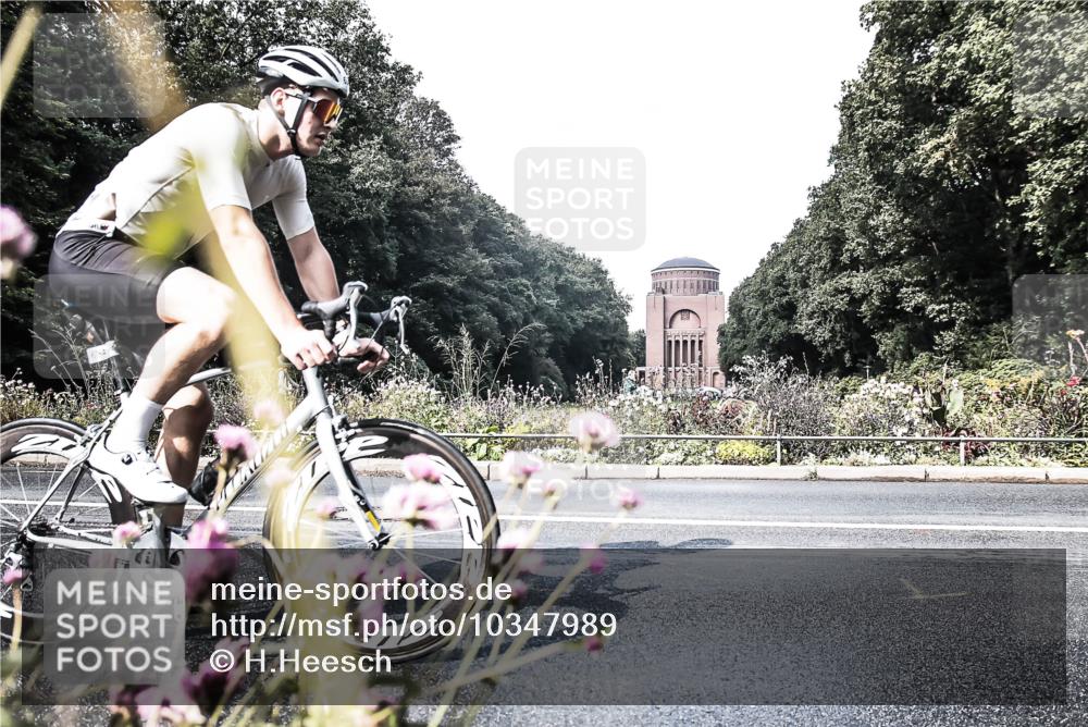 13.09.2026 - Stadtparktriathlon H.Heesch http://msf.ph/oto/10347989 13.09.2026 11:18:58 Radfahren 685, 694, 710, 721, 778 meine-sportfotos.de