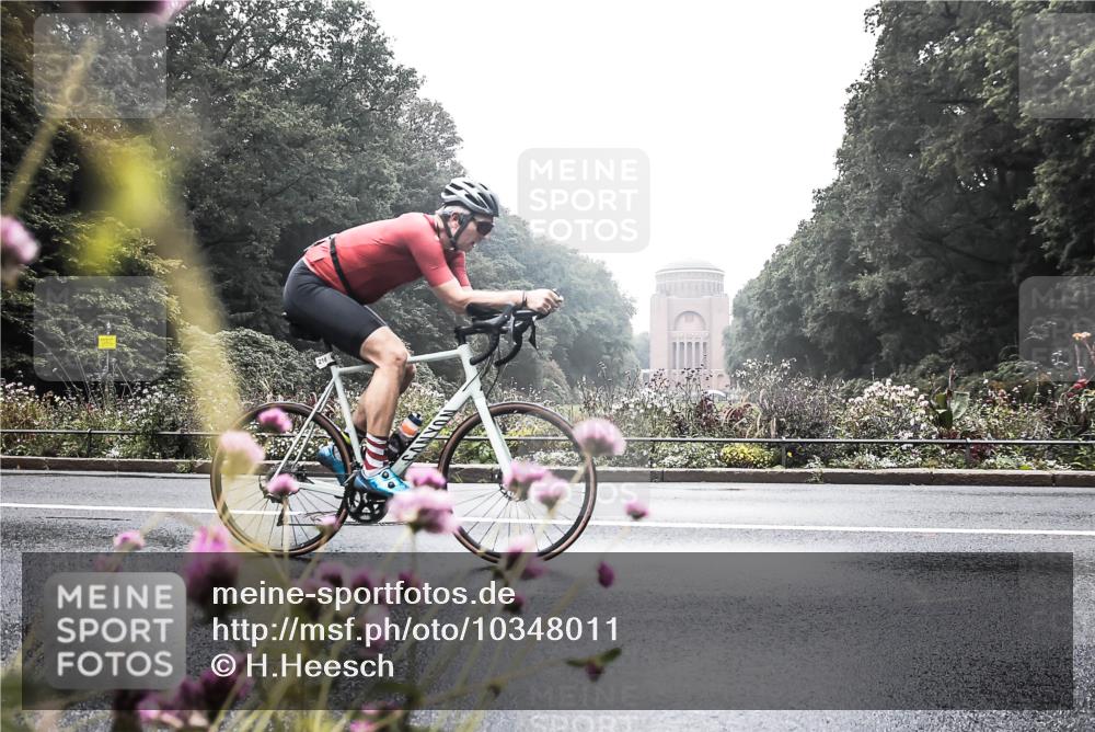 13.09.2026 - Stadtparktriathlon H.Heesch http://msf.ph/oto/10348011 13.09.2026 10:15:58 Radfahren 216 meine-sportfotos.de