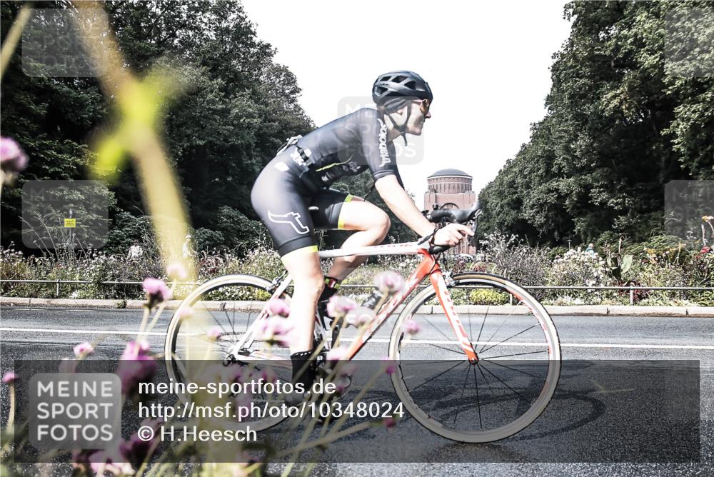 13.09.2026 - Stadtparktriathlon H.Heesch http://msf.ph/oto/10348024 13.09.2026 11:19:04 Radfahren 524, 721, 726, 817 meine-sportfotos.de