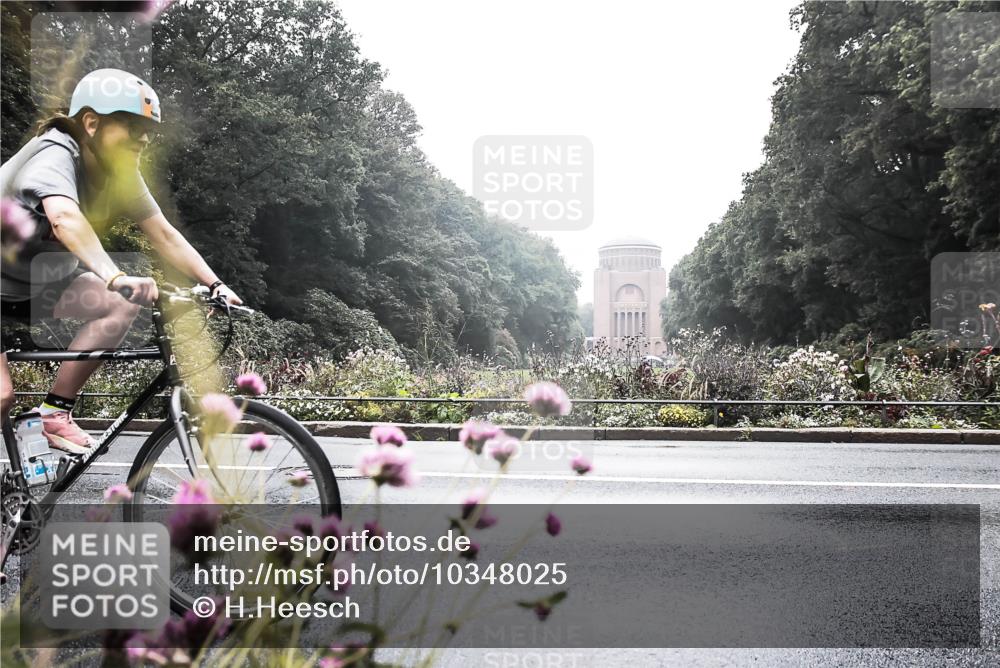 13.09.2026 - Stadtparktriathlon H.Heesch http://msf.ph/oto/10348025 13.09.2026 10:16:24 Radfahren 211, 221, 227, 287, 301, 345 meine-sportfotos.de
