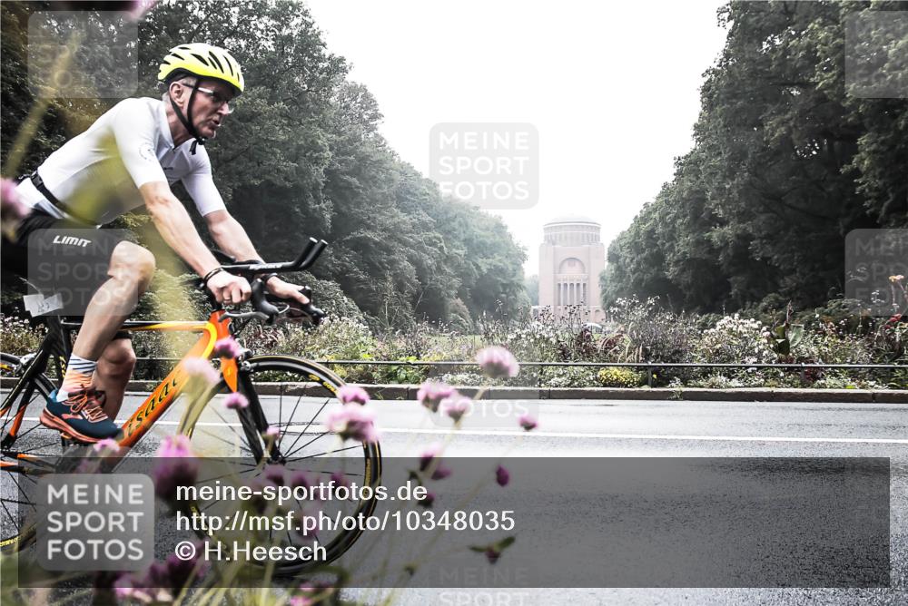 13.09.2026 - Stadtparktriathlon H.Heesch http://msf.ph/oto/10348035 13.09.2026 10:16:27 Radfahren 211, 221, 227, 284, 287, 301 meine-sportfotos.de
