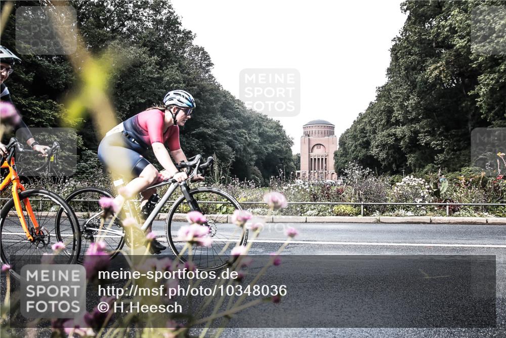 13.09.2026 - Stadtparktriathlon H.Heesch http://msf.ph/oto/10348036 13.09.2026 11:19:12 Radfahren 598, 706, 731, 769 meine-sportfotos.de