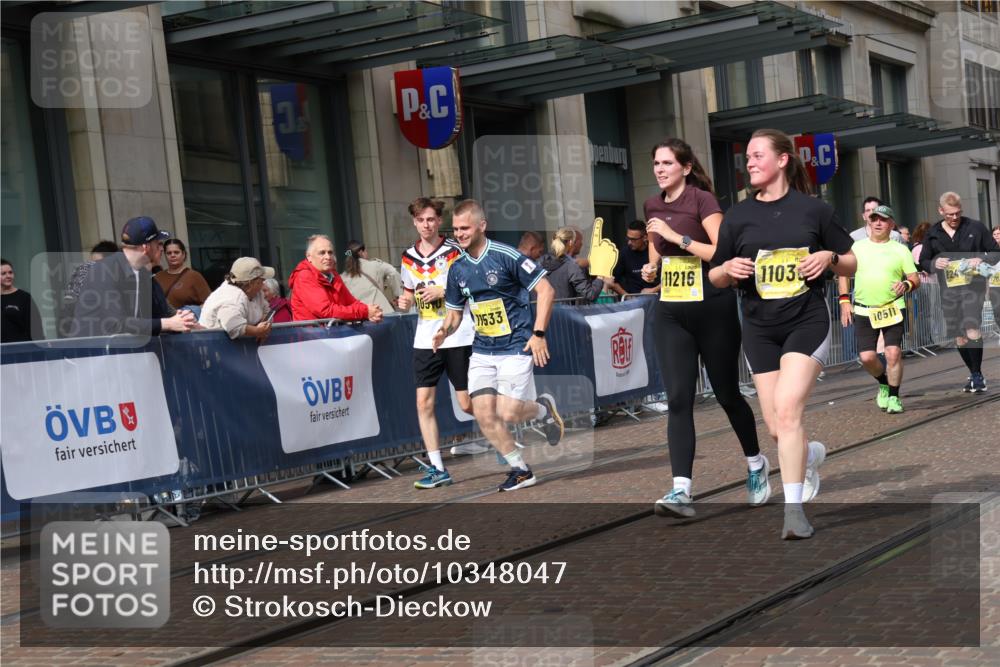 13.09.2026 - 21. swb-Marathon Bremen Strokosch-Dieckow http://msf.ph/oto/10348047 13.09.2026 11:11:12 Ziel 10155, 10510, 10511, 10546, 10552, 10977, 11036, 11216, 11231, 11239, 11289, 11458, 11533, 11702, 11870, 11927, 12082, 12126, 12148, 12220, 12286, 12311, 12336, 12464, 12508, 12553, 10148, 10163, 10313, 10419, 10527, 10547, 10611, 10644, 10653, 10792, 10841, 11043, 11062, 11141, 11231, 11237, 11483, 11679, 11691, 11745, 11756, 11993, 12148, 12396, 12401, 12507 meine-sportfotos.de