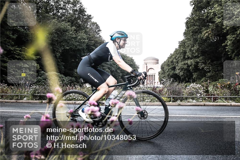 13.09.2026 - Stadtparktriathlon H.Heesch http://msf.ph/oto/10348053 13.09.2026 11:19:32 Radfahren 600, 709, 733, 789, 808, 812, 822 meine-sportfotos.de