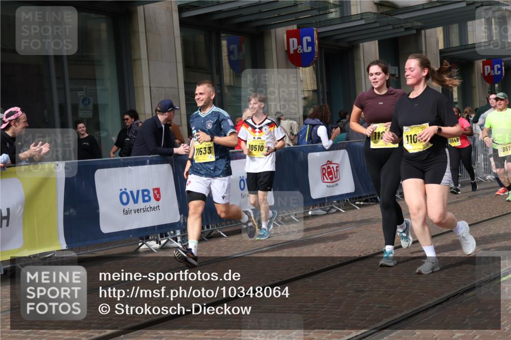 13.09.2026 - 21. swb-Marathon Bremen Strokosch-Dieckow http://msf.ph/oto/10348064 13.09.2026 11:11:13 Ziel 10155, 10510, 10511, 10546, 10552, 10977, 11036, 11216, 11239, 11289, 11458, 11533, 11702, 11870, 11927, 12082, 12126, 12220, 12286, 12311, 12336, 12464, 12508, 12553, 10163, 10313, 10419, 10527, 10547, 10611, 10644, 10653, 10792, 10841, 11043, 11062, 11141, 11231, 11237, 11483, 11679, 11691, 11745, 11993, 12148, 12396, 12401, 12507 meine-sportfotos.de