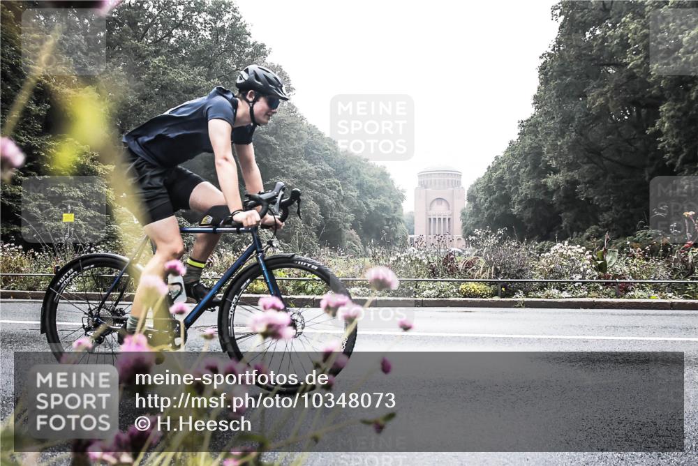 13.09.2026 - Stadtparktriathlon H.Heesch http://msf.ph/oto/10348073 13.09.2026 10:17:00 Radfahren 226 meine-sportfotos.de