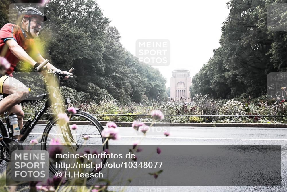 13.09.2026 - Stadtparktriathlon H.Heesch http://msf.ph/oto/10348077 13.09.2026 10:17:08 Radfahren 269 meine-sportfotos.de