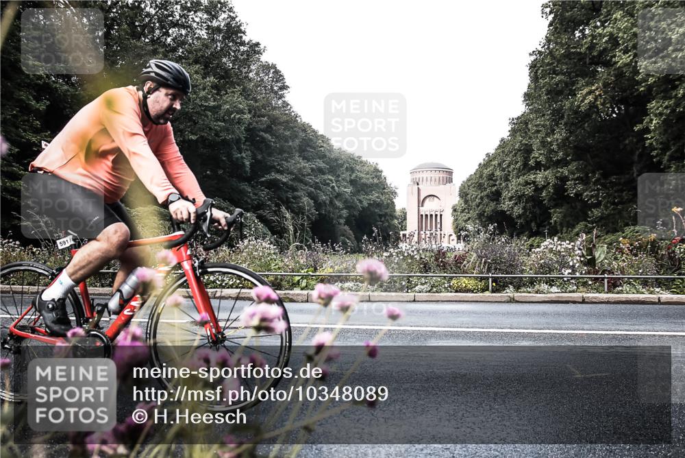 13.09.2026 - Stadtparktriathlon H.Heesch http://msf.ph/oto/10348089 13.09.2026 11:19:48 Radfahren 591, 595, 788, 793 meine-sportfotos.de