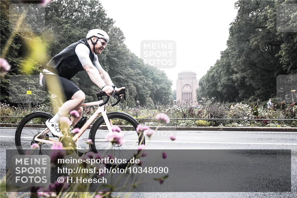 13.09.2026 - Stadtparktriathlon H.Heesch http://msf.ph/oto/10348090 13.09.2026 10:17:22 Radfahren 249 meine-sportfotos.de