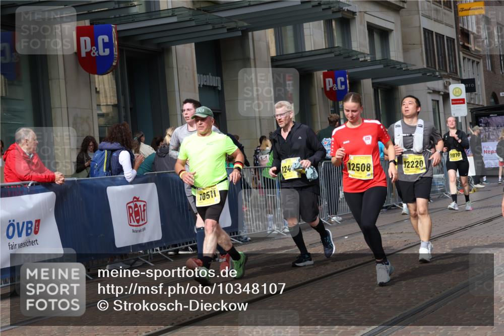 13.09.2026 - 21. swb-Marathon Bremen Strokosch-Dieckow http://msf.ph/oto/10348107 13.09.2026 11:11:15 Ziel 10155, 10510, 10511, 10546, 10552, 10616, 10977, 11036, 11216, 11239, 11289, 11533, 11702, 11870, 11927, 12082, 12126, 12220, 12286, 12311, 12336, 12464, 12508, 12553, 10313, 10419, 10527, 10611, 10644, 10653, 10792, 10841, 11043, 11062, 11141, 11231, 11237, 11458, 11483, 11679, 11691, 11745, 11993, 12148, 12396, 12401, 12507 meine-sportfotos.de