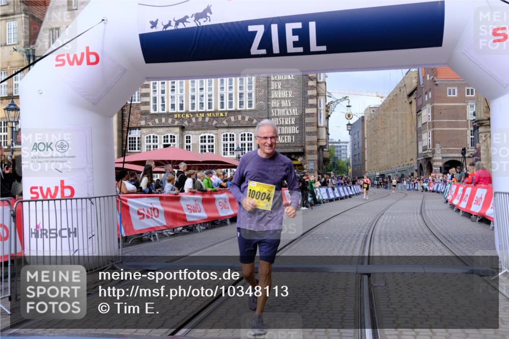 13.09.2026 - 21. swb-Marathon Bremen Tim E. http://msf.ph/oto/10348113 13.09.2026 11:19:46 Ziel 10004, 10629, 10933, 11050, 11760, 12224 meine-sportfotos.de