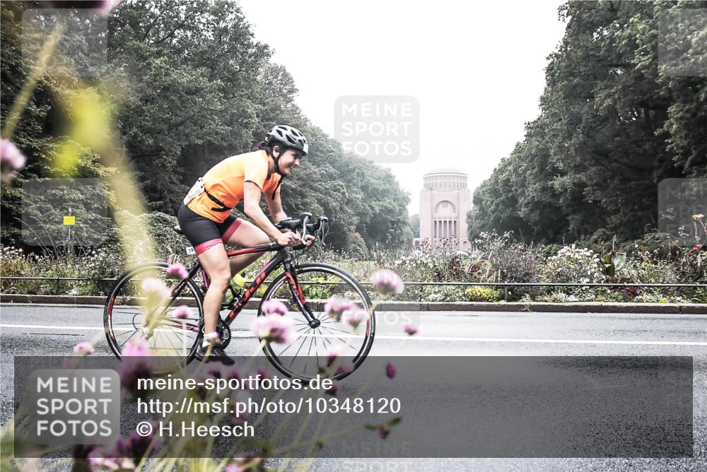 13.09.2026 - Stadtparktriathlon H.Heesch http://msf.ph/oto/10348120 13.09.2026 10:17:59 Radfahren 316, 364, 395, 421 meine-sportfotos.de