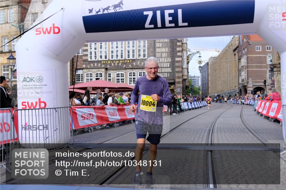 13.09.2026 - 21. swb-Marathon Bremen Tim E. http://msf.ph/oto/10348131 13.09.2026 11:19:46 Ziel 10004, 10629, 10933, 11050, 11760, 12224 meine-sportfotos.de