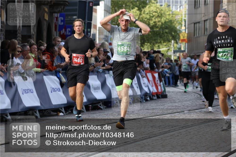 13.09.2026 - 21. swb-Marathon Bremen Strokosch-Dieckow http://msf.ph/oto/10348146 13.09.2026 13:28:38 Ziel 178, 210, 1380, 1460, 2047, 2977, 3114, 3294, 3334, 3597, 4250, 4506, 5250, 5360, 5683, 5889, 6182, 8429, 8570, 9064, 9167, 9168, 9543, 9549, 9738, 9881, 722, 2276, 2851, 2891, 3348, 3419, 3444, 3665, 4102, 4564, 5267, 5531, 5691, 6817, 6955, 7134, 7263, 7527, 9562, 13012, 13174 meine-sportfotos.de
