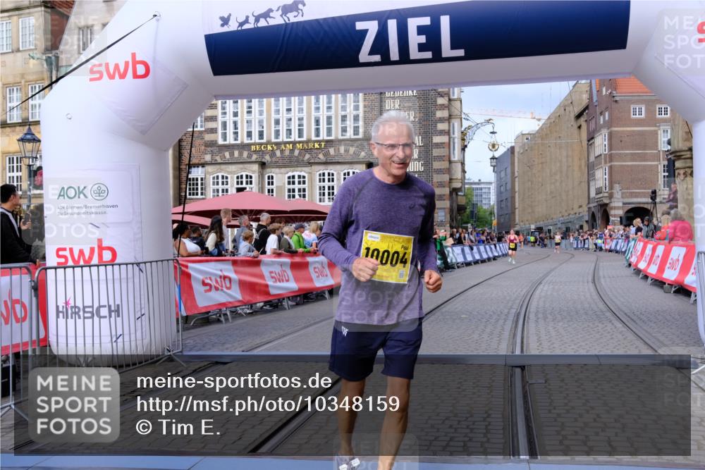 13.09.2026 - 21. swb-Marathon Bremen Tim E. http://msf.ph/oto/10348159 13.09.2026 11:19:46 Ziel 10004, 10629, 10933, 11050, 11760, 12224 meine-sportfotos.de