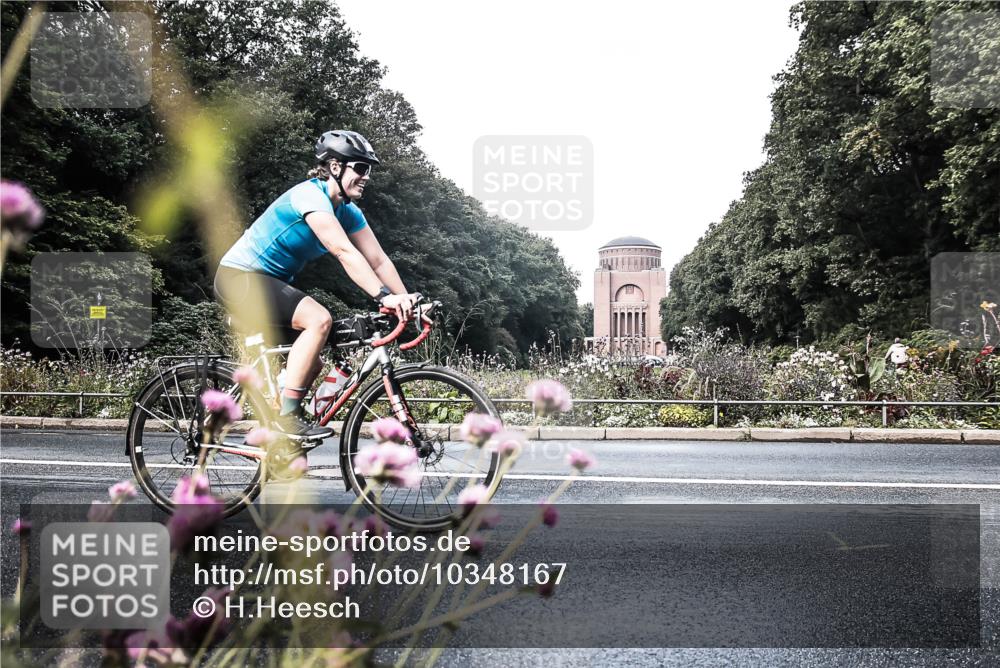 13.09.2026 - Stadtparktriathlon H.Heesch http://msf.ph/oto/10348167 13.09.2026 11:20:24 Radfahren 724 meine-sportfotos.de