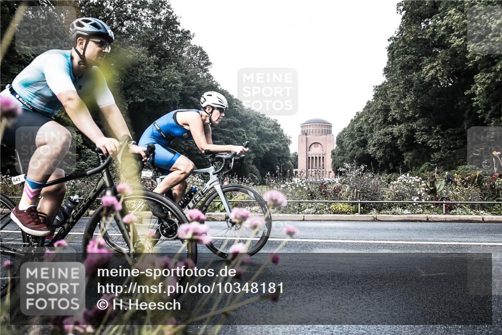 13.09.2026 - Stadtparktriathlon H.Heesch http://msf.ph/oto/10348181 13.09.2026 11:20:36 Radfahren 643, 670, 815 meine-sportfotos.de