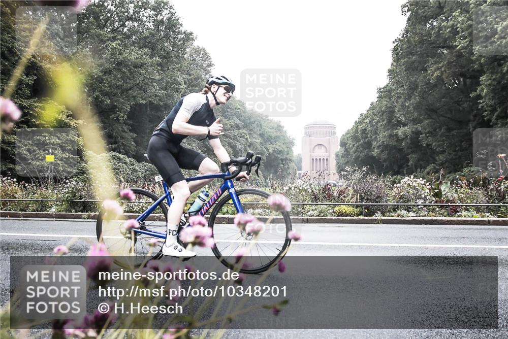 13.09.2026 - Stadtparktriathlon H.Heesch http://msf.ph/oto/10348201 13.09.2026 10:18:44 Radfahren 213, 243, 300, 333, 368, 412 meine-sportfotos.de