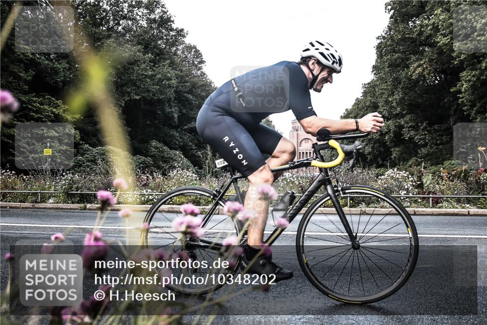 13.09.2026 - Stadtparktriathlon H.Heesch http://msf.ph/oto/10348202 13.09.2026 11:20:48 Radfahren 602, 630, 641, 668 meine-sportfotos.de