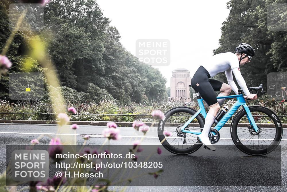 13.09.2026 - Stadtparktriathlon H.Heesch http://msf.ph/oto/10348205 13.09.2026 10:18:45 Radfahren 213, 243, 300, 333, 368, 412 meine-sportfotos.de