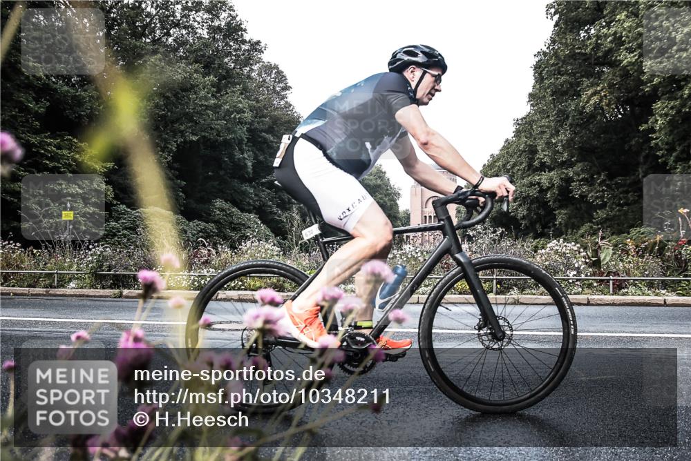 13.09.2026 - Stadtparktriathlon H.Heesch http://msf.ph/oto/10348211 13.09.2026 11:20:52 Radfahren 630, 635, 668 meine-sportfotos.de