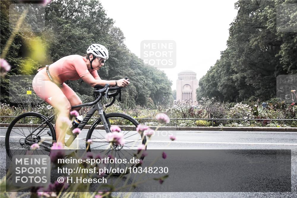 13.09.2026 - Stadtparktriathlon H.Heesch http://msf.ph/oto/10348230 13.09.2026 10:18:57 Radfahren 378, 447 meine-sportfotos.de