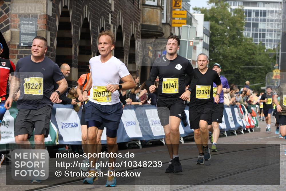 13.09.2026 - 21. swb-Marathon Bremen Strokosch-Dieckow http://msf.ph/oto/10348239 13.09.2026 10:53:49 Ziel 10222, 10479, 10626, 10757, 10780, 10821, 10845, 10886, 11168, 11242, 11379, 11446, 11590, 11800, 12056, 12119, 12308, 10255, 10579, 10708, 10822, 10947, 11010, 11206, 12075, 12244, 12356, 12435, 12515, 13531 meine-sportfotos.de