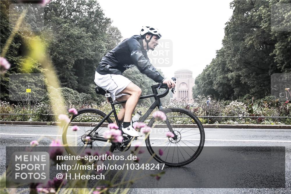 13.09.2026 - Stadtparktriathlon H.Heesch http://msf.ph/oto/10348247 13.09.2026 10:19:06 Radfahren 247, 255, 274, 309, 465 meine-sportfotos.de