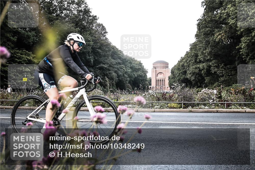 13.09.2026 - Stadtparktriathlon H.Heesch http://msf.ph/oto/10348249 13.09.2026 11:21:09 Radfahren 696, 741, 776, 781 meine-sportfotos.de