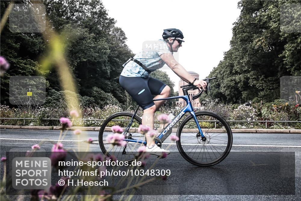 13.09.2026 - Stadtparktriathlon H.Heesch http://msf.ph/oto/10348309 13.09.2026 11:21:44 Radfahren 605, 614, 700 meine-sportfotos.de