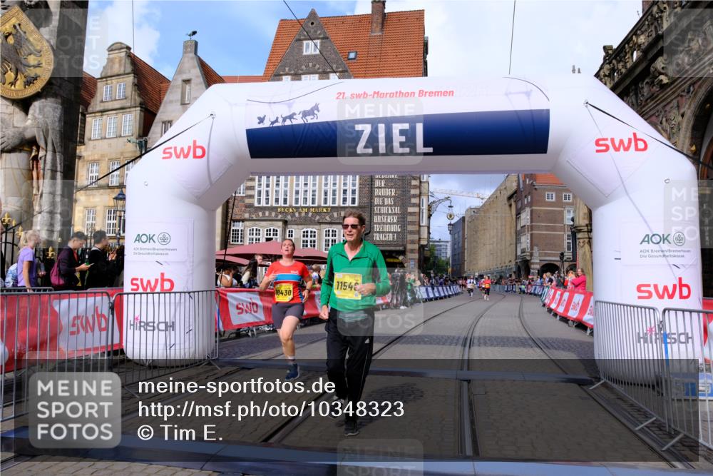 13.09.2026 - 21. swb-Marathon Bremen Tim E. http://msf.ph/oto/10348323 13.09.2026 11:20:16 Ziel 10430, 10882, 11546, 12472 meine-sportfotos.de