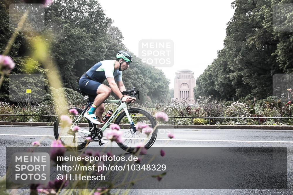 13.09.2026 - Stadtparktriathlon H.Heesch http://msf.ph/oto/10348329 13.09.2026 10:19:41 Radfahren 260, 286, 307, 402, 439 meine-sportfotos.de