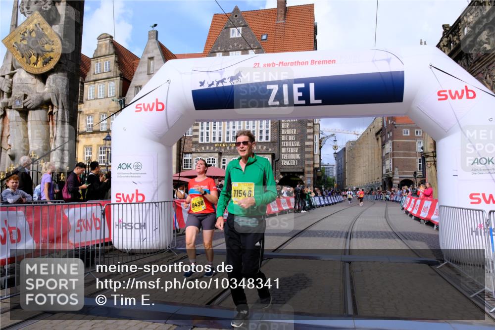 13.09.2026 - 21. swb-Marathon Bremen Tim E. http://msf.ph/oto/10348341 13.09.2026 11:20:16 Ziel 10430, 10882, 11546, 12472 meine-sportfotos.de