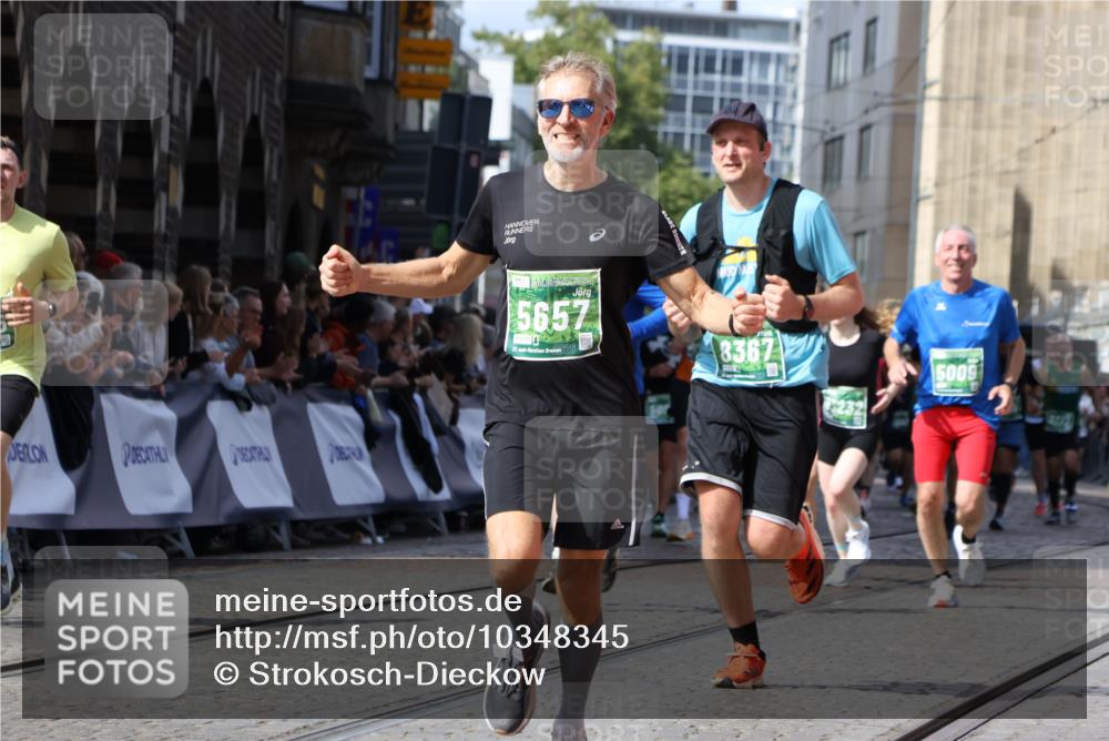 13.09.2026 - 21. swb-Marathon Bremen Strokosch-Dieckow http://msf.ph/oto/10348345 13.09.2026 13:32:44 Ziel 287, 1369, 1687, 2292, 2293, 2910, 2992, 3402, 3429, 3441, 3650, 3922, 4057, 4263, 4380, 4471, 4655, 4835, 5281, 6258, 6475, 6518, 6593, 6760, 6781, 6857, 6875, 6900, 7150, 7173, 7553, 7572, 7990, 8632, 8957, 9040, 9151, 9175, 9198, 9283, 9719, 9779, 13029, 13182, 13208, 13244, 891, 1532, 2638, 3167, 3773, 3902, 4194, 4233, 5009, 5090, 5581, 5706, 6018, 6786, 6941, 7756, 8367, 8506, 9406, 9745, 9829, 10048, 13164, 13232, 13234, 13247 meine-sportfotos.de