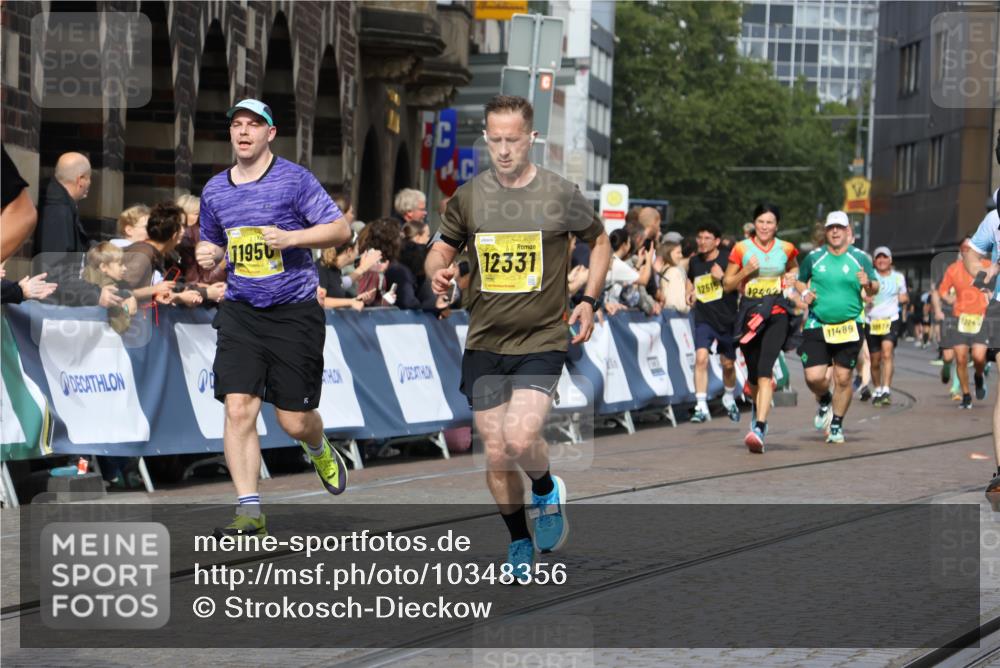 13.09.2026 - 21. swb-Marathon Bremen Strokosch-Dieckow http://msf.ph/oto/10348356 13.09.2026 10:53:52 Ziel 10141, 10222, 10227, 10478, 10479, 10626, 10757, 10821, 10838, 10845, 10886, 11168, 11242, 11379, 11446, 11502, 11590, 11800, 12056, 12119, 12308, 12341, 13597, 10579, 10708, 10822, 10947, 11010, 11206, 11290, 12075, 12244, 12356, 12435, 13531 meine-sportfotos.de