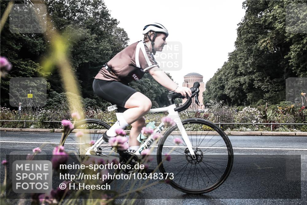 13.09.2026 - Stadtparktriathlon H.Heesch http://msf.ph/oto/10348373 13.09.2026 11:22:29 Radfahren 590, 671, 687, 780, 805 meine-sportfotos.de