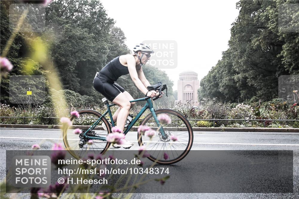 13.09.2026 - Stadtparktriathlon H.Heesch http://msf.ph/oto/10348374 13.09.2026 10:20:00 Radfahren 273, 328, 377, 414, 434 meine-sportfotos.de