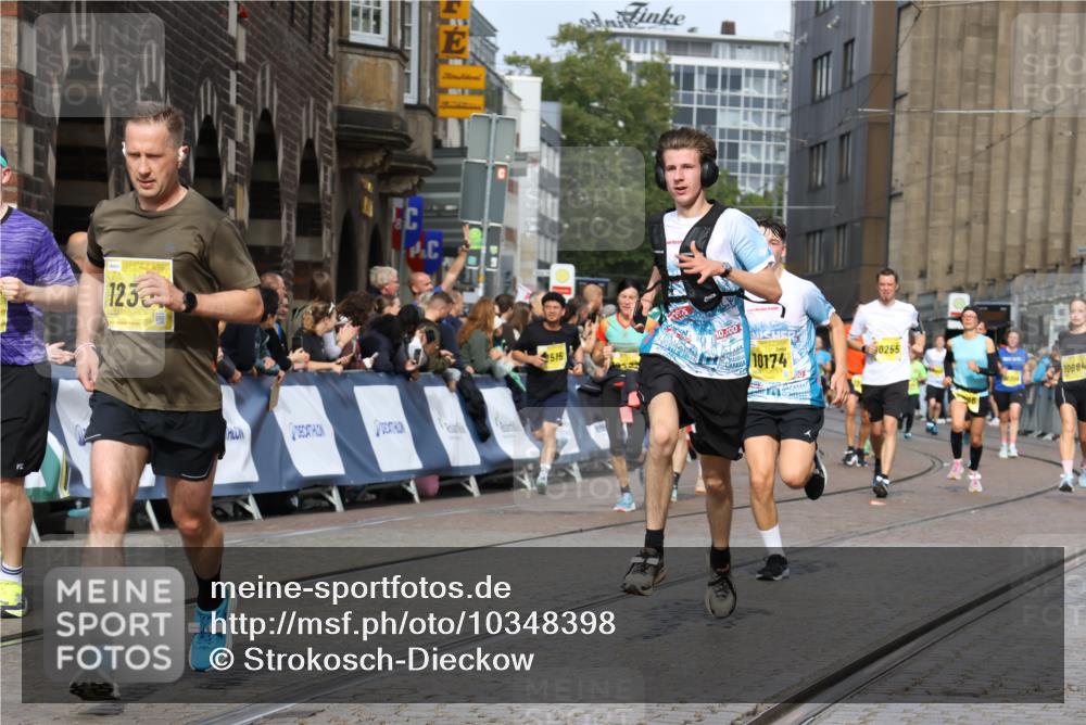 13.09.2026 - 21. swb-Marathon Bremen Strokosch-Dieckow http://msf.ph/oto/10348398 13.09.2026 10:53:53 Ziel 10141, 10222, 10227, 10478, 10479, 10626, 10821, 10838, 10845, 10886, 10905, 11168, 11242, 11379, 11446, 11502, 11590, 11800, 12056, 12119, 12308, 12331, 12341, 13597, 10579, 10822, 10947, 11010, 11206, 11290, 12075, 12244, 12356, 12435, 13531 meine-sportfotos.de