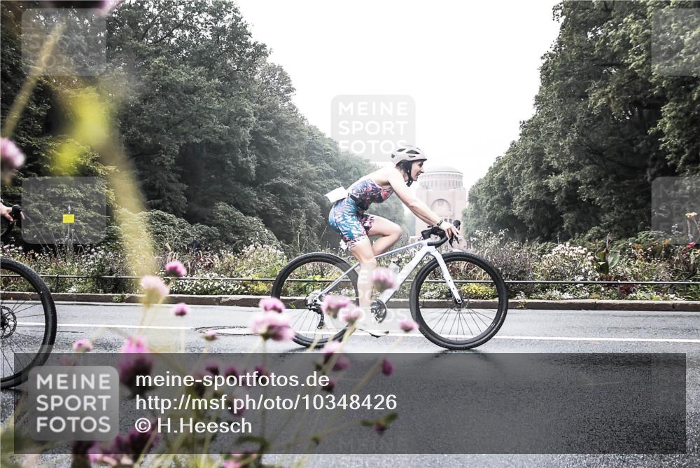 13.09.2026 - Stadtparktriathlon H.Heesch http://msf.ph/oto/10348426 13.09.2026 10:20:21 Radfahren 248, 310, 385, 390, 400, 433, 450 meine-sportfotos.de