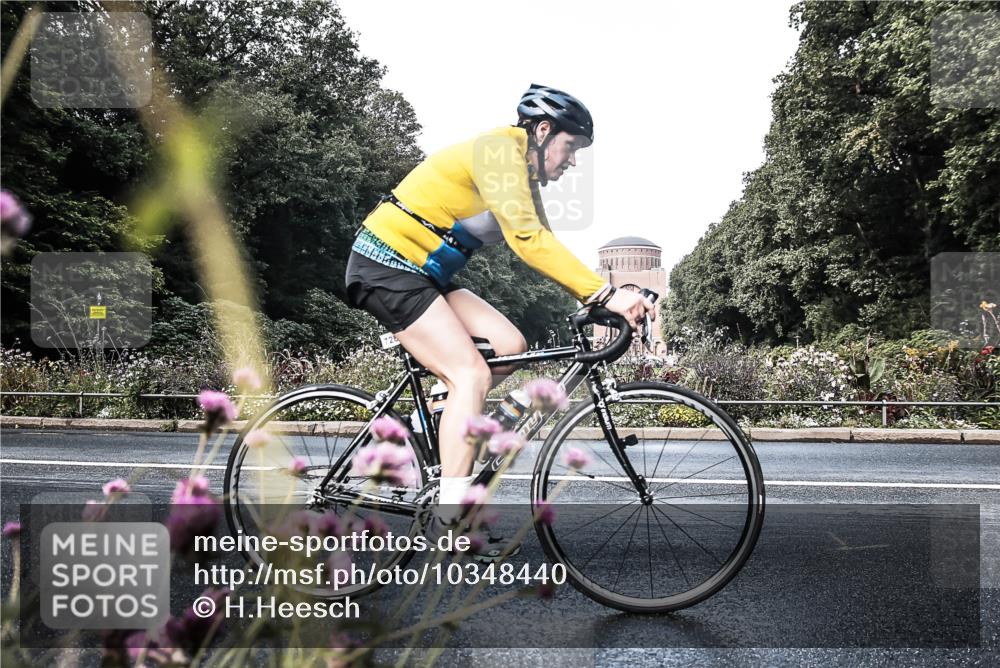 13.09.2026 - Stadtparktriathlon H.Heesch http://msf.ph/oto/10348440 13.09.2026 11:23:15 Radfahren 678, 708, 728, 800 meine-sportfotos.de