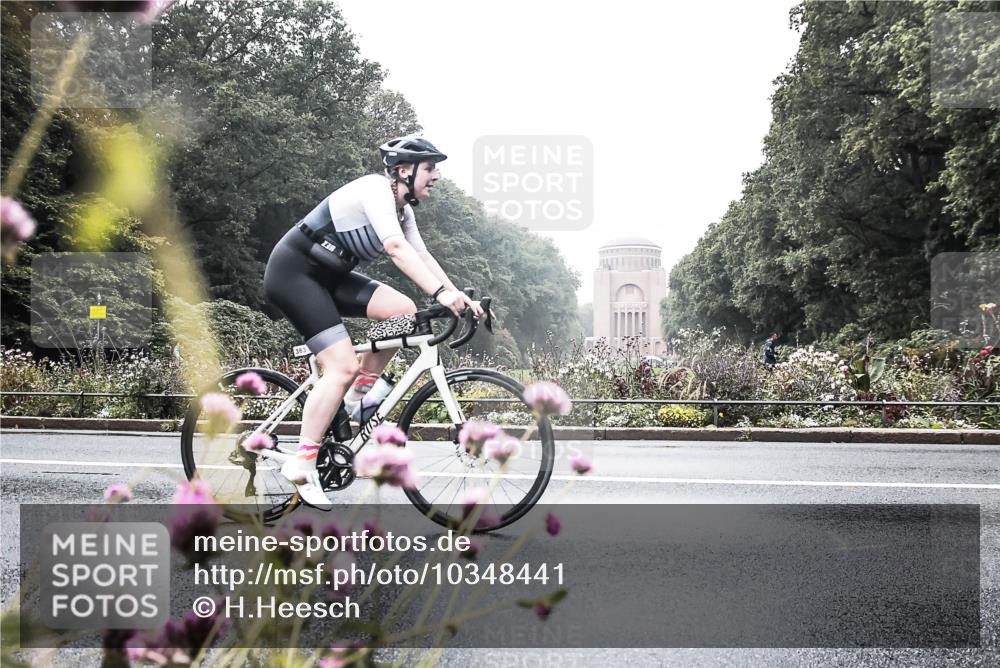 13.09.2026 - Stadtparktriathlon H.Heesch http://msf.ph/oto/10348441 13.09.2026 10:20:28 Radfahren 308, 334, 335, 381, 383 meine-sportfotos.de