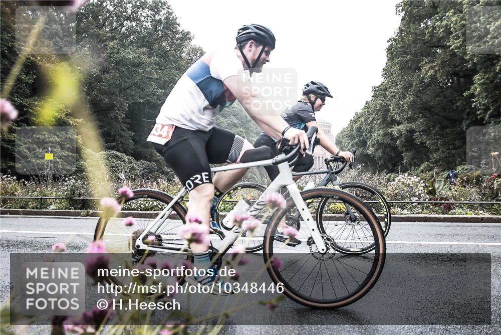 13.09.2026 - Stadtparktriathlon H.Heesch http://msf.ph/oto/10348446 13.09.2026 10:20:30 Radfahren 334, 335, 381, 383, 452 meine-sportfotos.de